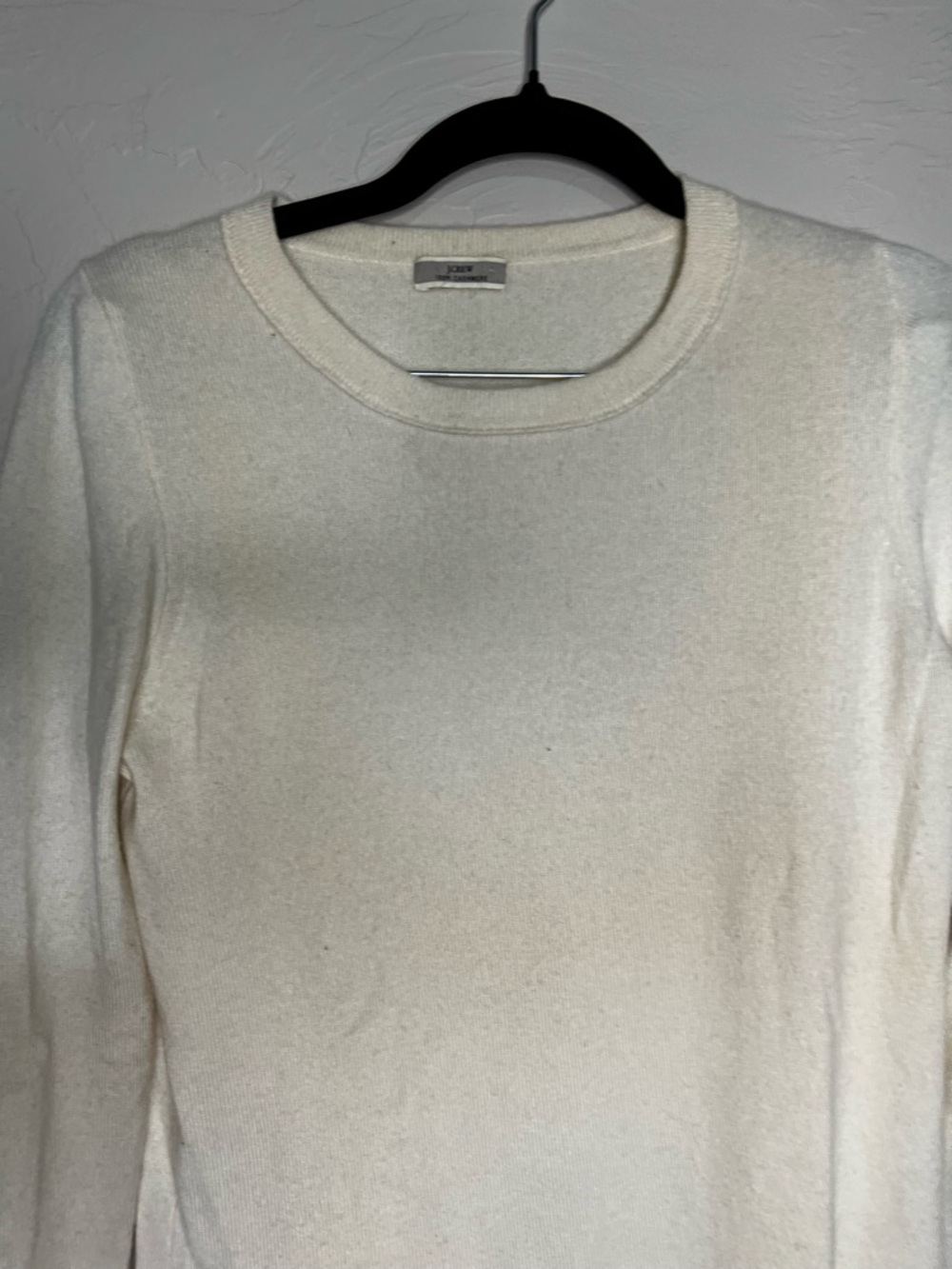 J.Crew 100% Cashmere Cream Crewneck Rolled Hem Preppy Lightweight Soft Sweater - Picture 3 of 9